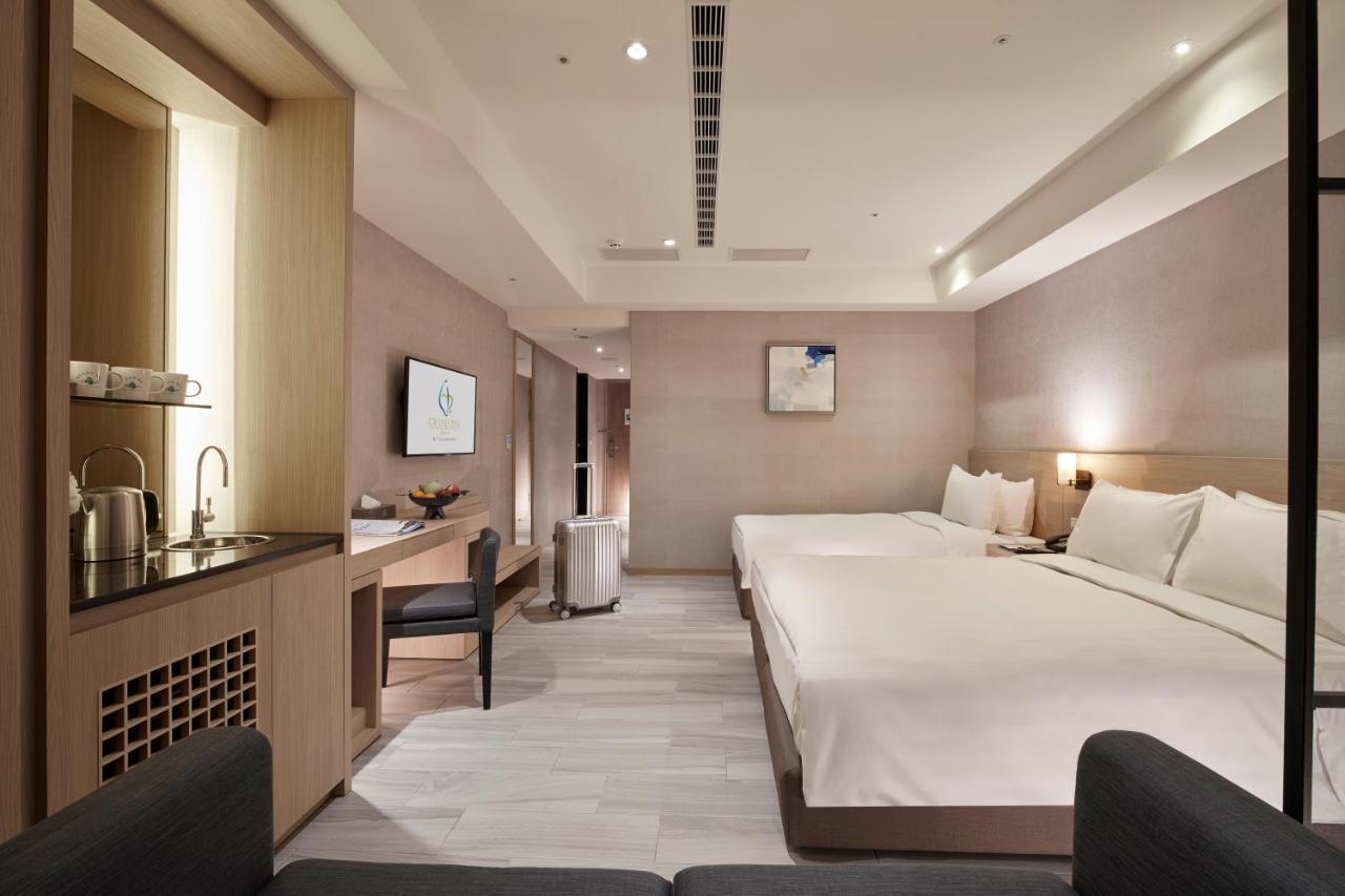 Grand Bay Resort Hotel Hengchun Exterior photo Deluxe Room